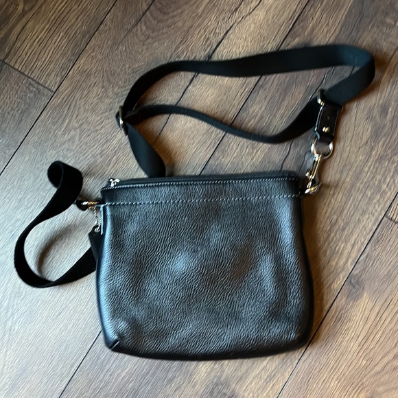 Coach black leather crossbody small - Picture 6 of 6